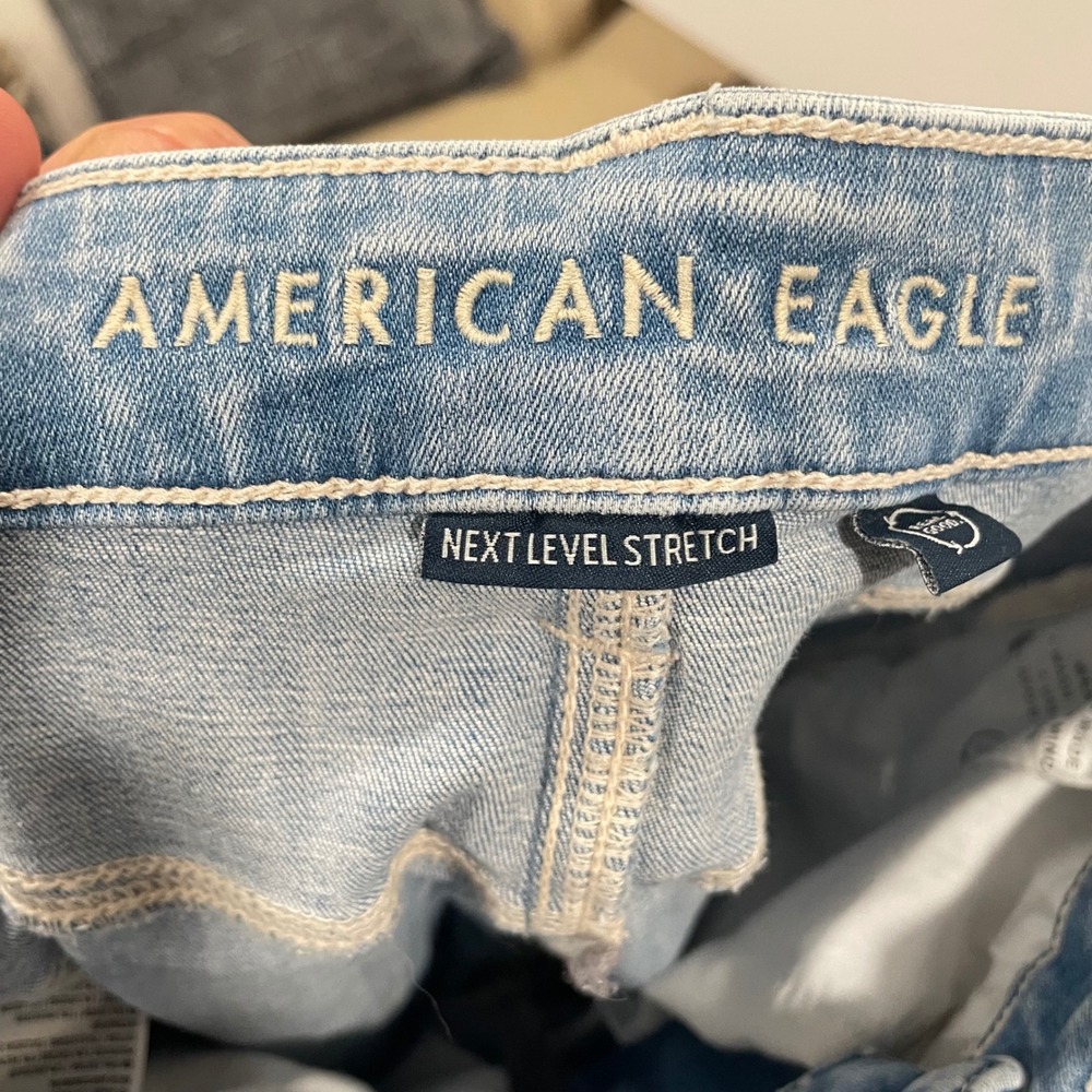 American Eagle Festival Flare Jeans Light Wash Next Level Stretch Size 6 Regular - Picture 7 of 10